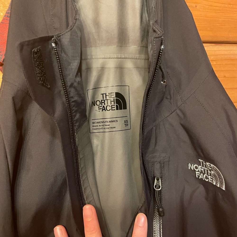 North Face womens jacket sz small